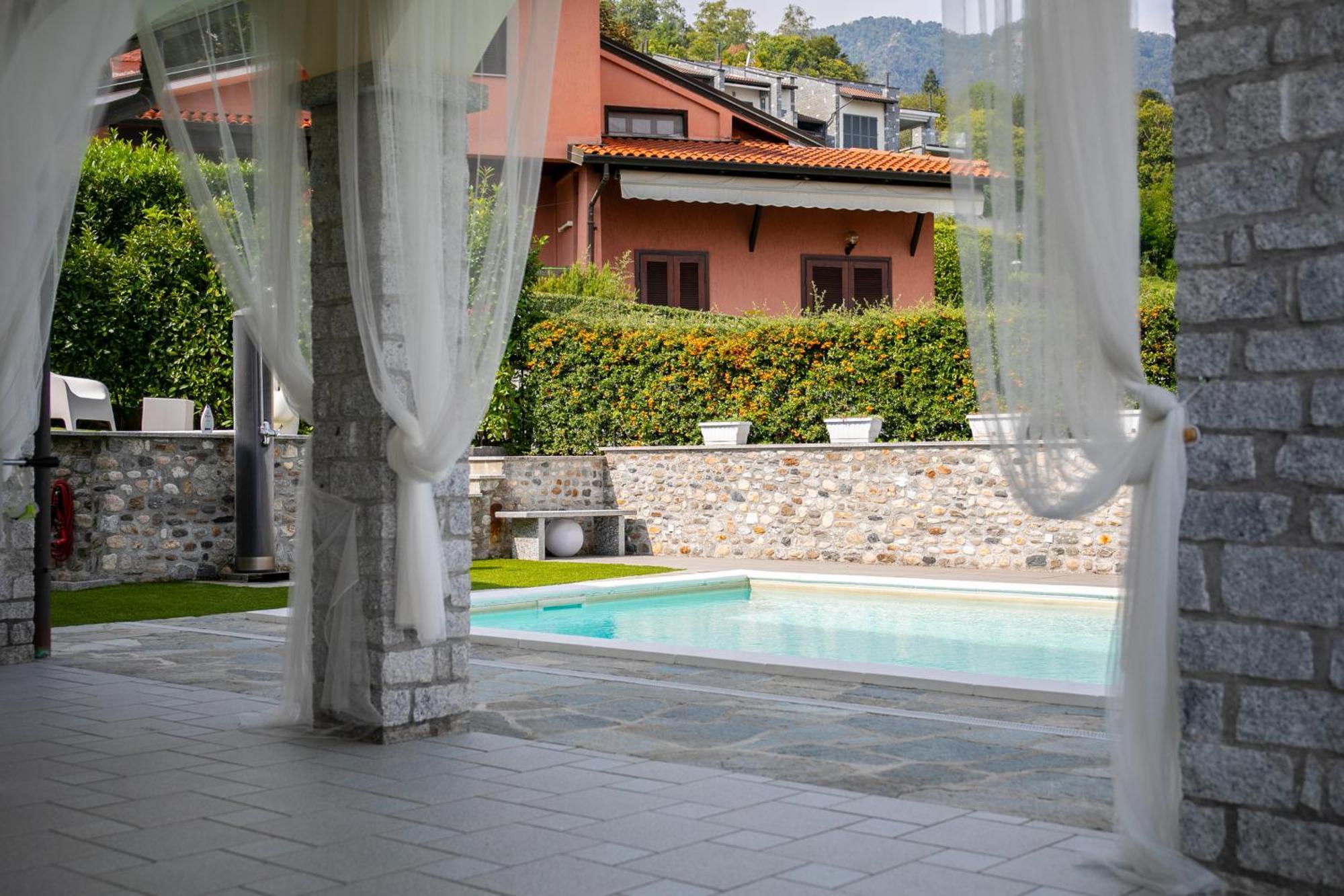 Relax House Baveno Lägenhet Exteriör bild