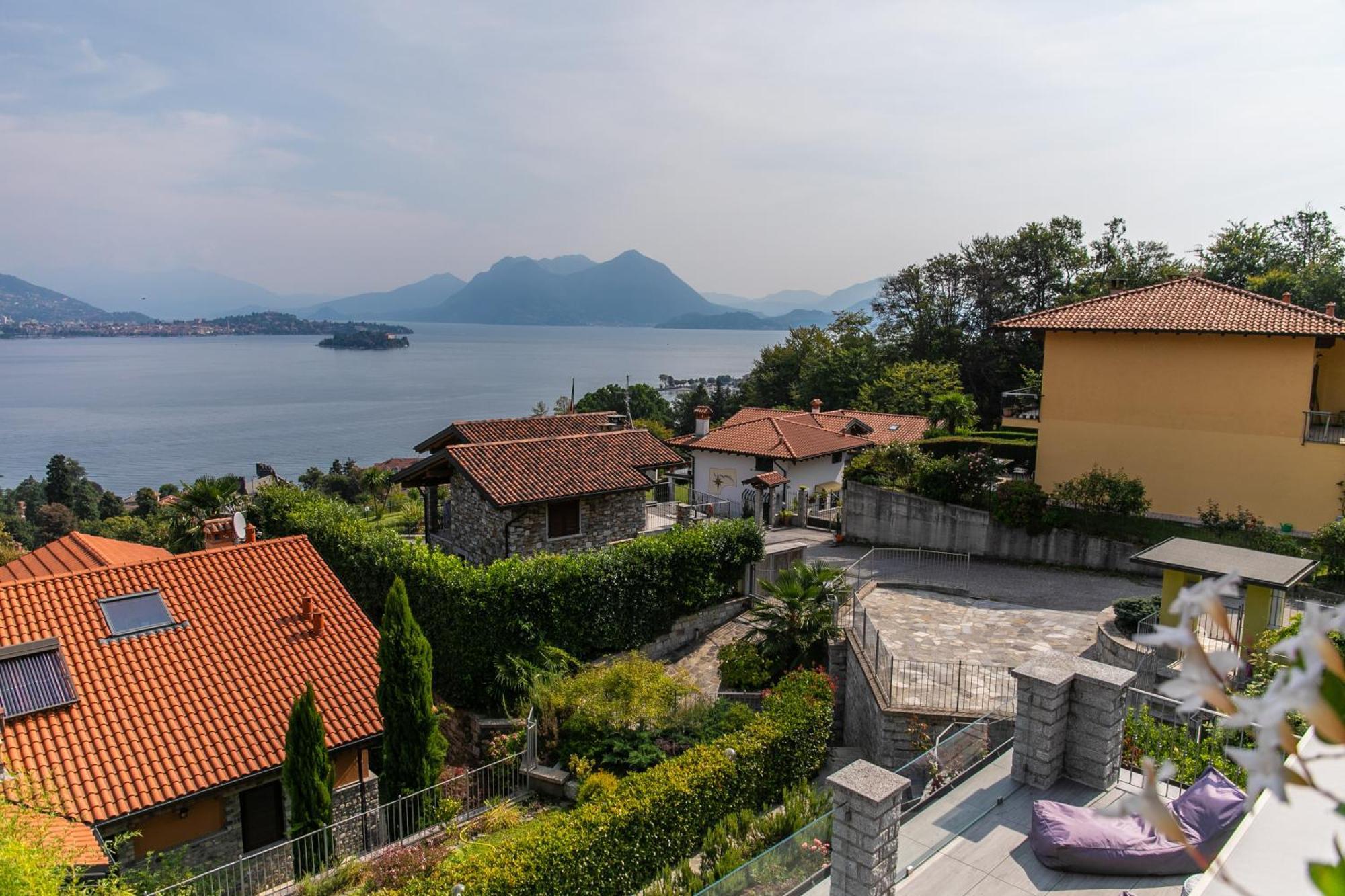 Relax House Baveno Lägenhet Exteriör bild